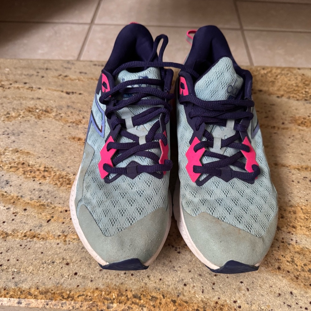 Diadora Mythos Volo 3 Running Shoes Sz 7
